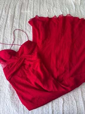 Vintage Caché 100% Silk Red Ruched Criss-Cross Maxi Formal Dress Gown